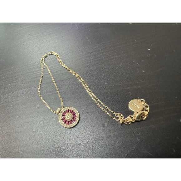 Christian Dior Stamped CD Authentic Magenta Crystals Medallion Necklace Chai - Picture 7 of 16